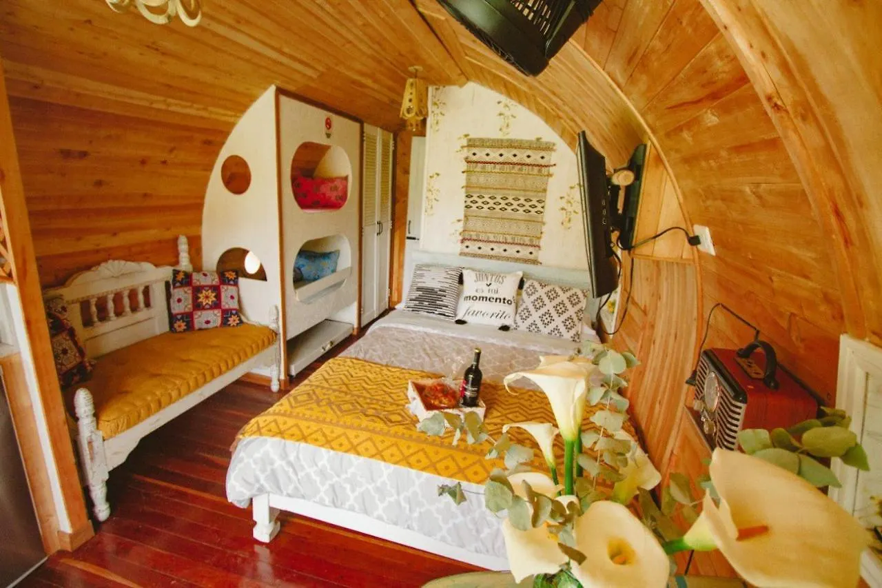 Chalet Glamping Cabanas Sharmont Guarne