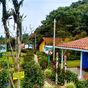 Santaelena -chalets De Montana- Santa Elena (Antioquia)