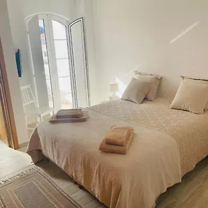 Feelgood Vegan Homestay , Sagres Portugal